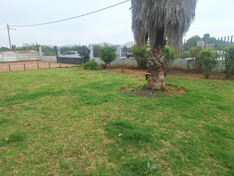 5 Bedroom Property for Sale in Meiringspark North West